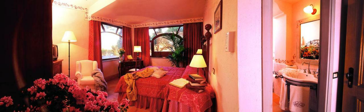 Hotel La Locanda Dei Ciocca 그로타페라타 외부 사진