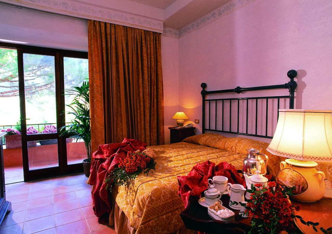 Hotel La Locanda Dei Ciocca 그로타페라타 객실 사진